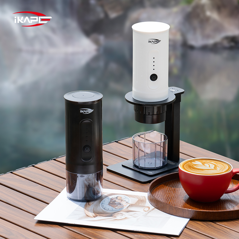 Hero Coffee Equipment - Cafetera Portátil IKAPE Kapo K1/Cápsulas de